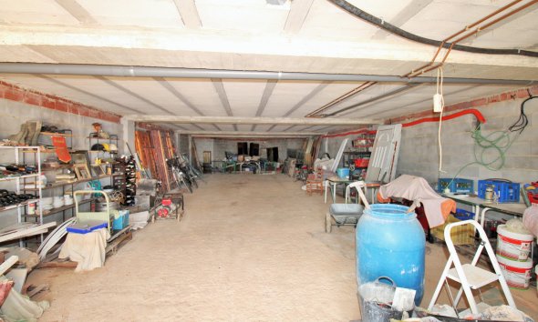 Resale - Commercial premises / Commercial unit / Retail space - Orihuela Costa - Villamartín