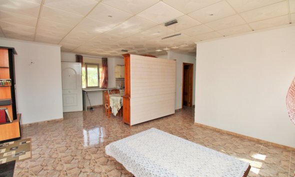 Resale - Commercial premises / Commercial unit / Retail space - Orihuela Costa - Villamartín