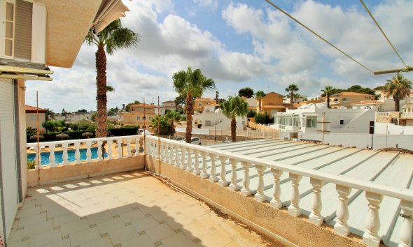 Resale - Commercial premises / Commercial unit / Retail space - Orihuela Costa - Villamartín