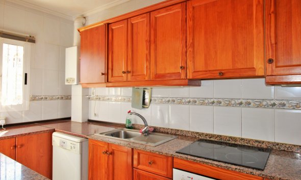 Resale - Terraced house / Townhouse - Orihuela Costa - Villamartín