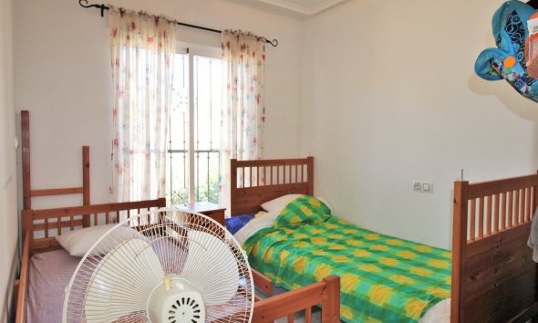 Resale - Terraced house / Townhouse - Orihuela Costa - Villamartín