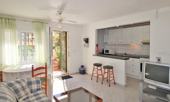 Resale - Terraced house / Townhouse - Orihuela Costa - Villamartín