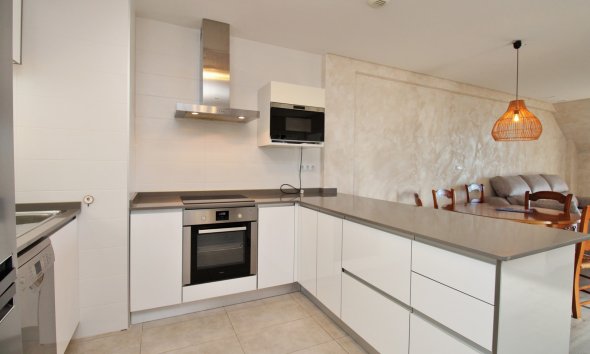 Resale - Apartment - Orihuela Costa - Los Dolses