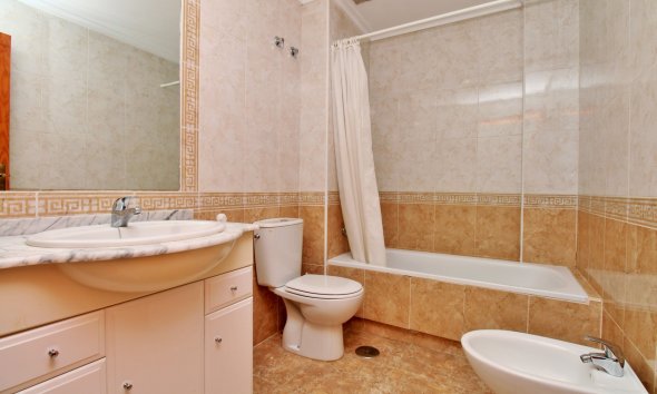 Resale - Apartment - Orihuela Costa - Cabo Roig