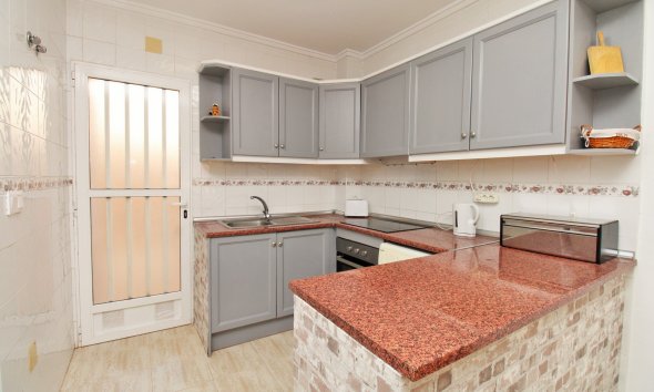 Resale - Apartment - Orihuela Costa - Villamartín