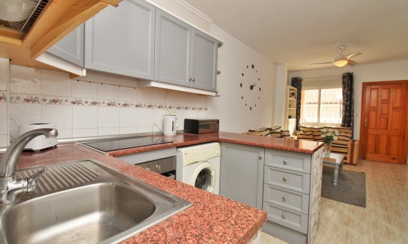 Resale - Apartment - Orihuela Costa - Villamartín