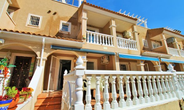 Resale - Terraced house / Townhouse - Orihuela Costa - Playa Flamenca