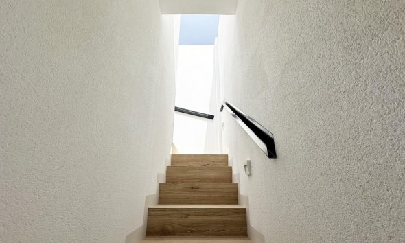 Rynek Pierwotny - Willa - Pilar de la Horadada