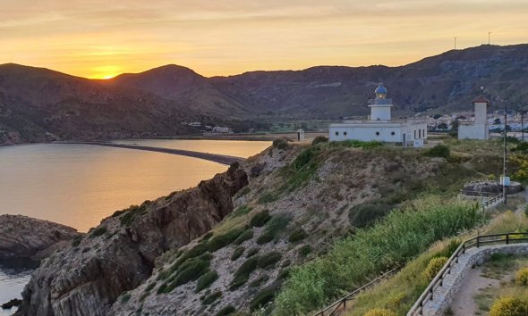 Rynek Pierwotny - Dom szeregowy - La Union