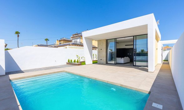 Obra nueva - Villa - ﻿Torrevieja (Alicante) - Torrevieja