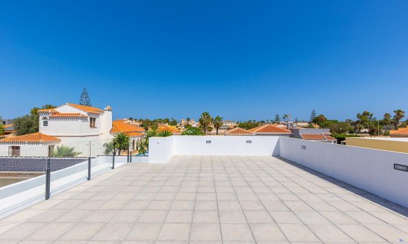 Obra nueva - Villa - ﻿Torrevieja (Alicante) - Torrevieja