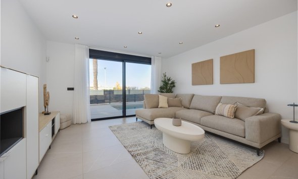 Obra nueva - Villa - ﻿Torrevieja (Alicante) - Torrevieja