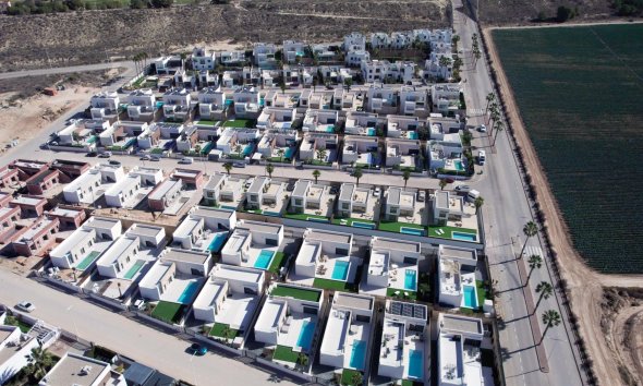 Rynek Pierwotny - Willa - Algorfa