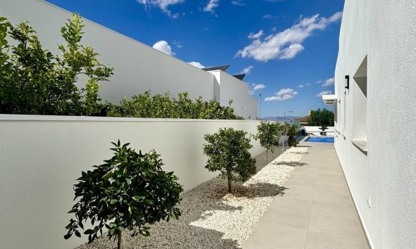 Rynek Pierwotny - Willa - Benijofar