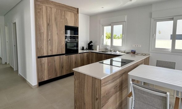 Rynek Pierwotny - Willa - Benijofar