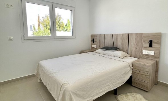 Rynek Pierwotny - Willa - Benijofar