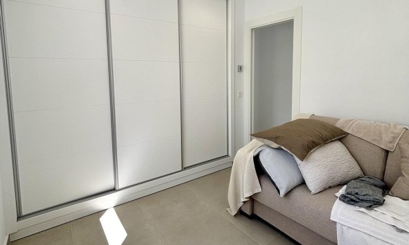 Rynek Pierwotny - Willa - Benijofar