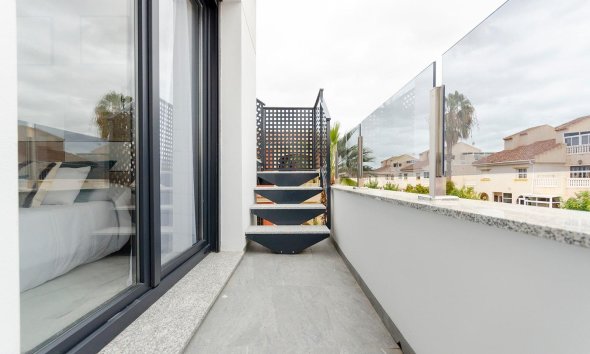 Rynek Pierwotny - Willa - Torrevieja