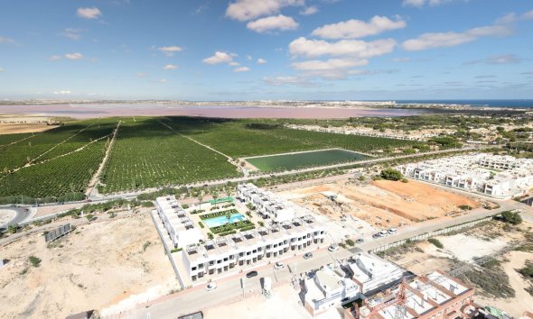Obra nueva - Adosado - Torrevieja