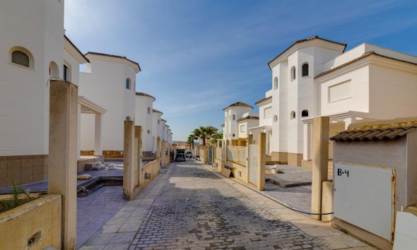 New Build - Terraced house / Townhouse - San Fulgencio