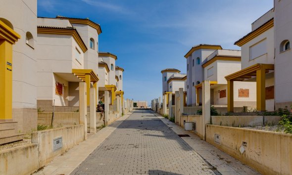 New Build - Terraced house / Townhouse - San Fulgencio