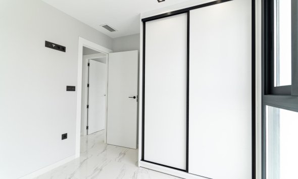 Rynek Pierwotny - Willa - Orihuela Costa