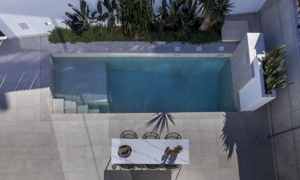 Obra nueva - Villa - Baños y Mendigo