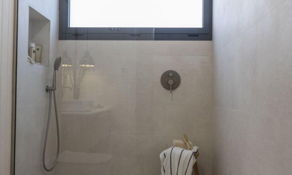 Obra nueva - Villa - Baños y Mendigo