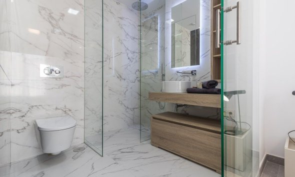 Rynek Pierwotny - Dom szeregowy - Torrevieja