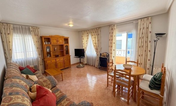 Resale - Apartment - Torrevieja - Playa del cura
