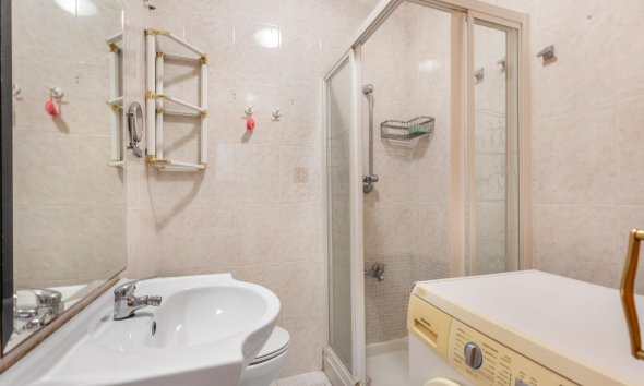 Resale - Apartment - Torrevieja - Playa del cura
