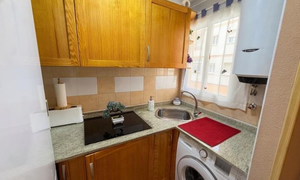 Resale - Apartment - Torrevieja - Centro