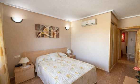 Resale - Apartment - Torrevieja - Centro