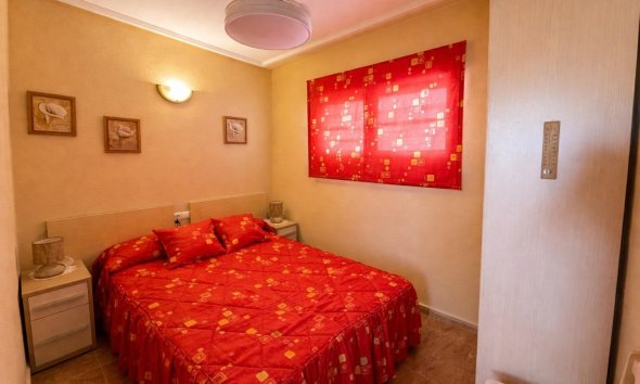 Resale - Apartment - Torrevieja - Centro