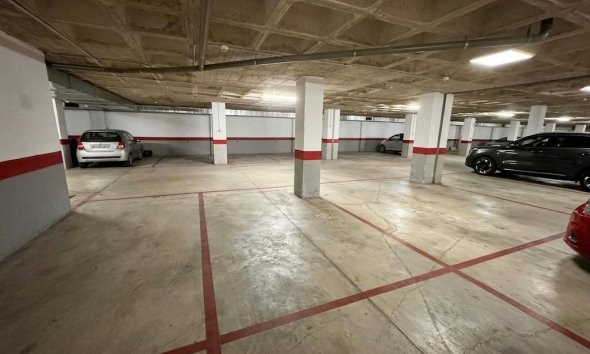 Resale - Apartment - Torrevieja - Centro