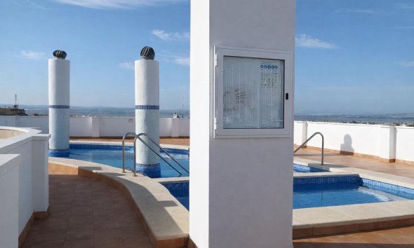 Resale - Apartment - Torrevieja - Centro