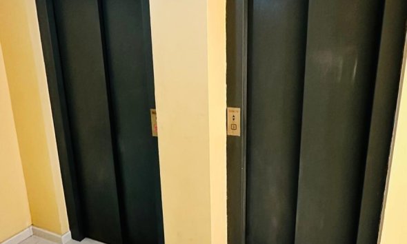 Resale - Apartment - Torrevieja - torrevieja