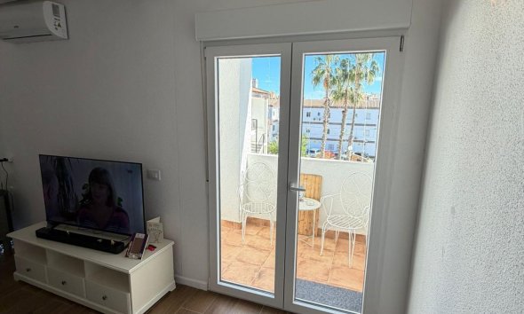 Resale - Apartment - Torrevieja - Punta prima
