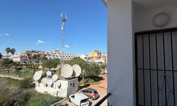 Resale - Apartment - Torrevieja - Punta prima
