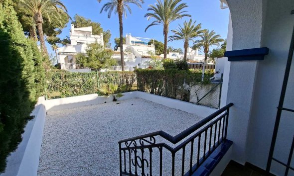 Resale - Bungalow - Orihuela Costa - La Rioja V