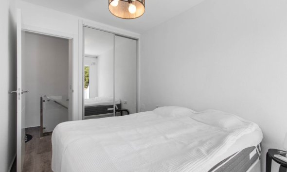 Resale - Duplex / Two-storey apartment - Torrevieja - Lago Jardin