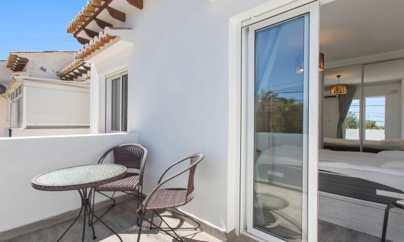 Resale - Duplex / Two-storey apartment - Torrevieja - Lago Jardin