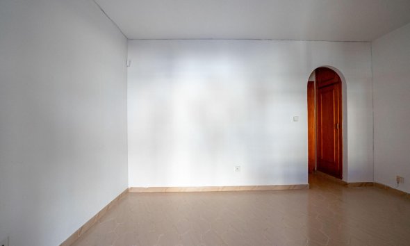 Resale - Apartment - Torrevieja - El chaparral