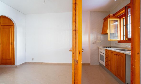 Resale - Apartment - Torrevieja - El chaparral