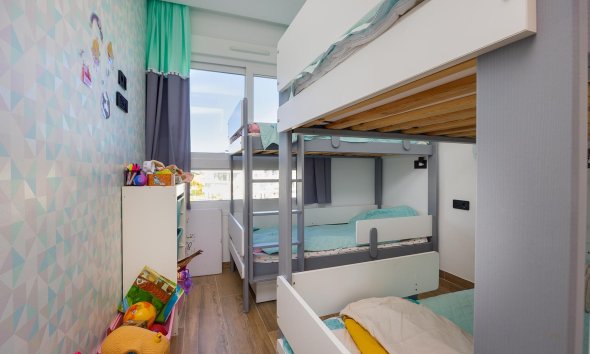 Resale - Apartment - Orihuela Costa - Punta Prima