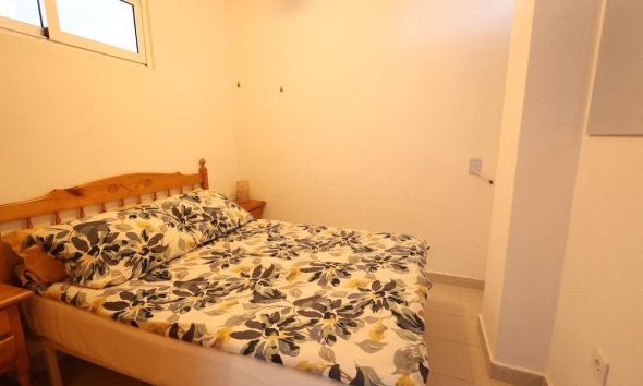 Resale - Apartment - Torrevieja - Centro