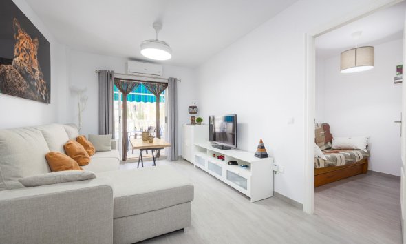 Resale - Apartment - Torrevieja - La Mata