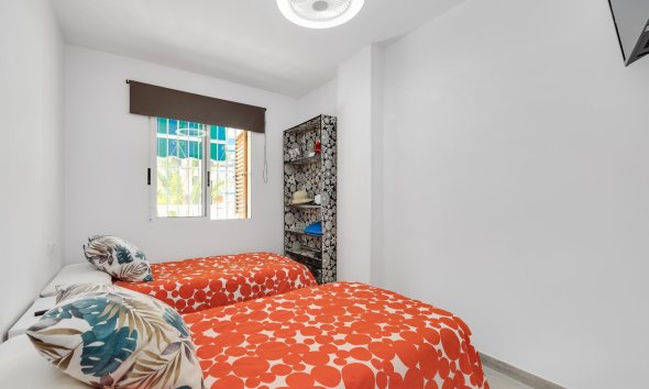 Resale - Apartment - Torrevieja - La Mata