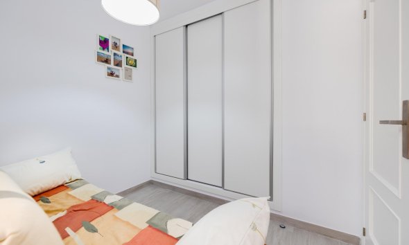 Resale - Apartment - Torrevieja - La Mata