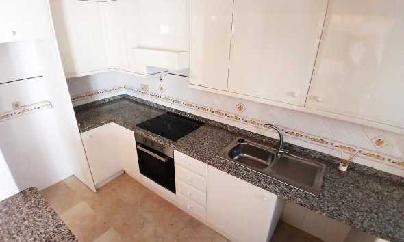 Resale - Bungalow - Orihuela Costa - La Rioja V